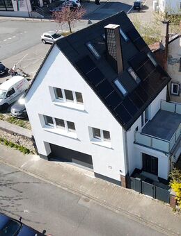 Ideal für Paare! Kernsaniertes Wohnhaus mit moderner Technik im alten Ortskern von Neu-Anspach - Neu Anspach