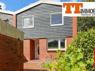 TT bietet an: Hübsches und großzügiges Reihenendhaus im Grünen mit 4 Zimmern und Garage im Stadtteil Neuengroden zu verkaufen! - Wilhelmshaven