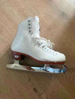 Eiskunstlau Profi Schlittschuhe - Ortenburg