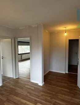 Zwei stilvolle Einfamilienhäuser auf weitläufigem Gemeinschaftsgrundstück - Ihr Traum wird Realität! - Niederneisen