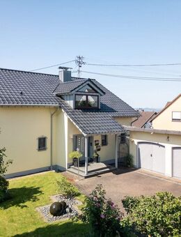 Simmern - Hochwertig ausgestattetes Ein-Zweifamilienhaus mit viel Platz für die große Familie - Simmern