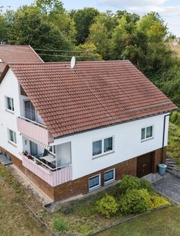 Platz für Träume: Einfamilienhaus mit Ausbaupotenzial auf weitläufigem Grundstück in toller Lage - Steinheim (Murr)