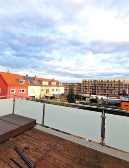 Saniertes Reihenhaus mit Garten, Kamin und Balkon in Bestlage - Nähe U-Bahn-Station am Hasenbuck in 90461 Nürnberg - Nürnberg