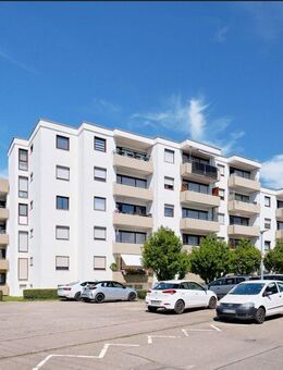 Großzügige 3,5-Zimmer-Wohnung mit 1 Stellplatz - Leonberg (Baden-Württemberg)