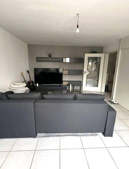 moderne 2,5 Zi.-Wohnung mit Balkon in Deizisau - Deizisau