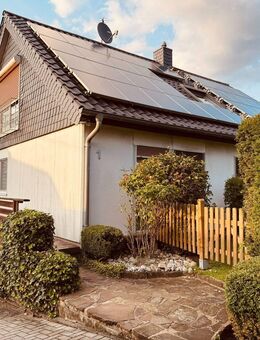 ***Licht, Raum & Lage*** gepflegtes EFH mit Einliegerwohnung, Gartenparadies, nahe Nürburgring*** Nahe A1/A48/B421/B410*** - Dockweiler