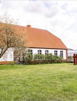 TOP SANIERT und PROVISIONSFREI !!! Vielfältig nutzbares historisches Gebäude mit modernem Werkstattgebäude - Obere Warnow