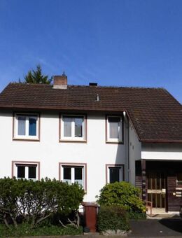 AUMÜLLER-Immobilien - Freundliches Dreifamilienhaus mit Garage in direkter Nähe zum Kurpark - Bad Orb