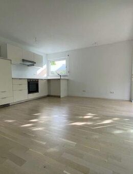 Moderne 2-Zimmer EG-Wohnung mit Terrasse + Parkplatz - Bietigheim-Bissingen Bietigheim