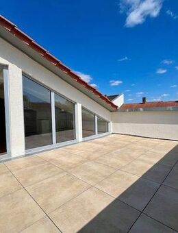 Dachterrassen 16 m², sehr ruhige Maisonette Wohnung - neu saniert mit viel Charme - Fürth