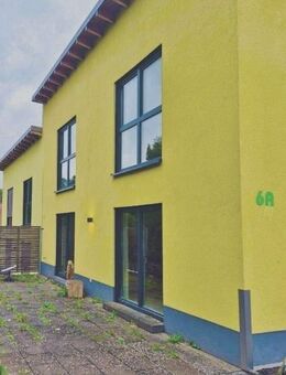 Zeitgemäße DHH mit Pultdach, Wärmepumpe & Terrasse - Attraktive Anlagechance in Wartenberg-Rohrbach - Wartenberg-Rohrbach