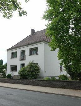 Attraktive Investitionsmöglichkeit in begehrter Lage von Herford - Fünf vermietete Wohneinheiten mit spannendem Entwicklungspotenzial! - Herford (Hansestadt)
