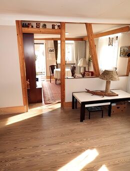 Schlössle von Höfen - Großzügiges 3-Familienhaus mit weiterem Ausbaupotenzial. Ihr Haus für Wohnen und Investment - Winnenden