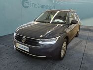 VW Tiguan, 2.0 TDI Life, Jahr 2023 - München