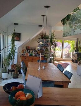 Möbliert, Kurzzeitvermietung! Außergewöhnliche Dachterrassen-Galerie-Wohnung - München