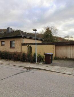 Einfamilienhaus mit Vollkeller und Sauna in Altenholz-Klausdorf - renovierungsbedürftig - Altenholz