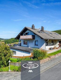 Ansprechendes Anwesen mit drei Wohnungen und vier Garagen! - Wald-Michelbach