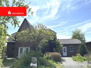 Jetzt oder Nie! Modernes Wohnhaus mit Appartement, Reitanlagen und großzügigem Grundstück! - Borken (Hessen)