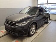 VW Tiguan, 2.0 TDI Allspace R-Line Black, Jahr 2022 - Wackersdorf