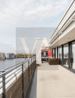 Ultra Spectacular simplex Waterfront penthouse with 360Degress Views over the River Spree - Berlin