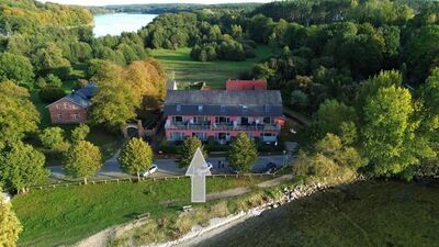 Direkter traumhafter Seeblick - exklusives Wohn- & Ferienobjekt in erster Reihe am Plauer See!