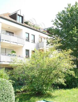Helle 2-Raum-Wohnung mit Balkon und Tiefgaragenstellplatz im Grünen, Dresden Dobritz - Dresden