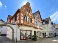 Schmuckes Fachwerk-Doppelhaus im Herzen der Altstadt - Limburg (Lahn)