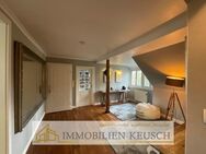 Preis deutlich gesenkt ! Exklusive ETW ( teilbar in 2 ETW ) in TOP-Lage mit acht Zimmern, Dachterrasse & Loggia, 3 Parkplätze inkl. - Bremen