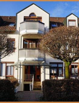 Top gepflegte 2-Zimmer-Wohnung in Bestlage mit Tiefgaragenstellplatz zu verkaufen - bezugsfrei ! - Zell (Harmersbach)