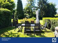 Freistehendes Ein-/Zweifamilienhaus mit 9 Zimmern, 3 Bädern und riesengroßem Garten - Haan