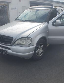Mercedes ML 320 zu verkaufen - Ranstadt