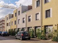 Wohn(t)raum auf zwei Etagen mit Design-Bodenbelag // ZG EG/1.OG , Wohnung 10 - Wolfsburg