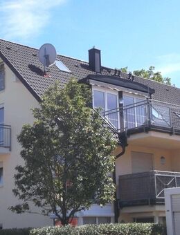 Lichtdurchflutete 2,5-Zimmer-Wohnung auf zwei Ebenen mit Studio in gefragter Lage - Unterhaching