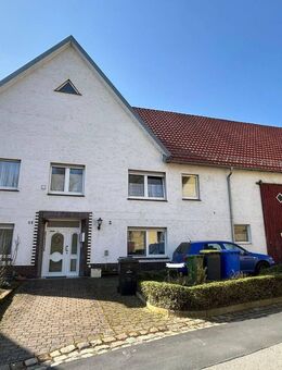 EFH mit Scheunenanbau in Menne - Warburg (Hansestadt)