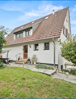 Modernes Zweifamilienhaus plus Gewerbeeinheit insgesamt ca. 243m² und großzügigen Freiflächen. - Konstanz