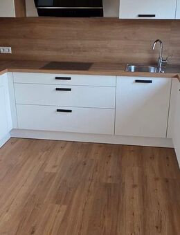 Frisch renovierte 3,5 Zimmer Wohnung mit gemütlichem Balkon - Schwabach