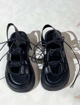 Neue schwarze Plateausandalen - Dortmund