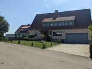 Ein-Zweifamilienhaus mit traumhaftem 1700 qm großen Grundstück in Ellwangen Eggenrot Generationenhaus - Ellwangen (Jagst)
