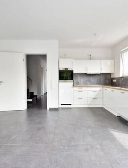 Hochwertige Doppelhaushälfte in Steinfeld! - Steinfeld (Oldenburg)