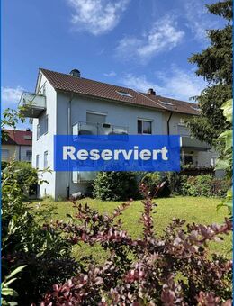 Radolfzell-sehr gepflegtes REH mit 3 Wohnungen und 4 Garagen, gute Rendite! - Radolfzell (Bodensee)