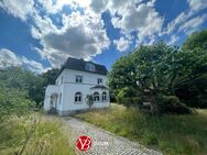 Klassische Villa mit traumhaftem Blick über die Felder bis hin zum Rhein - Meerbusch