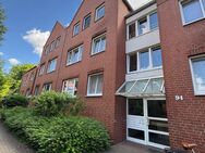 Gemütliche 2-Zimmer-Dachgeschosswohnung mit Balkon in Hannover-Stöcken - Hannover