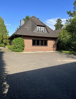 Freistehendes geräumiges Einfamilienhaus im Herzen von Rellingen - Rellingen