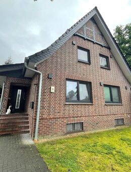 Hochwertige 3-Zimmer-Wohnung in Stade-Helmste mit Gartenanteil - Deinste