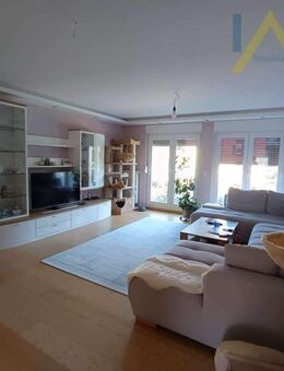 5-Zimmer, 3 Balkons, große Wohnküche in 3-Parteien-Haus - Bad Kreuznach