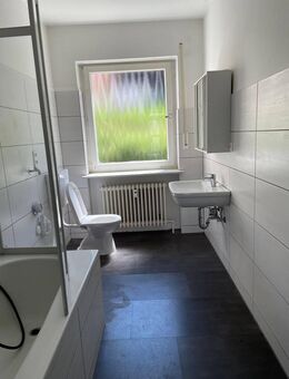 Drei Zimmer Erdgeschoss Wohnung - Kulmbach