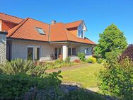 Lichtdurchflutete Erdgeschosswohnung mit Gartenanteil - Bad Oeynhausen