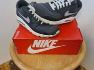 NIKE Air Max 90 Essential schwarz full black EU 44,5 US 11 Sohle leicht defekt - Essen