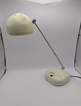 Teleskoparm Tischlampe im Industriedesign der Fa. Hustadt - Ginsheim-Gustavsburg