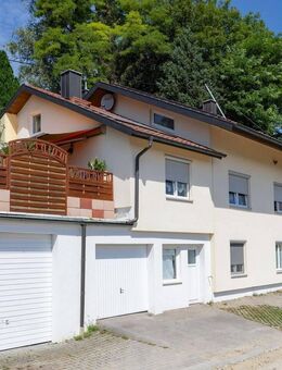 Provisionsfrei! Wohnträume wahr werden lassen: Einfamilienhaus mit Einliegerwohnung und PV-Anlage! - Stockach